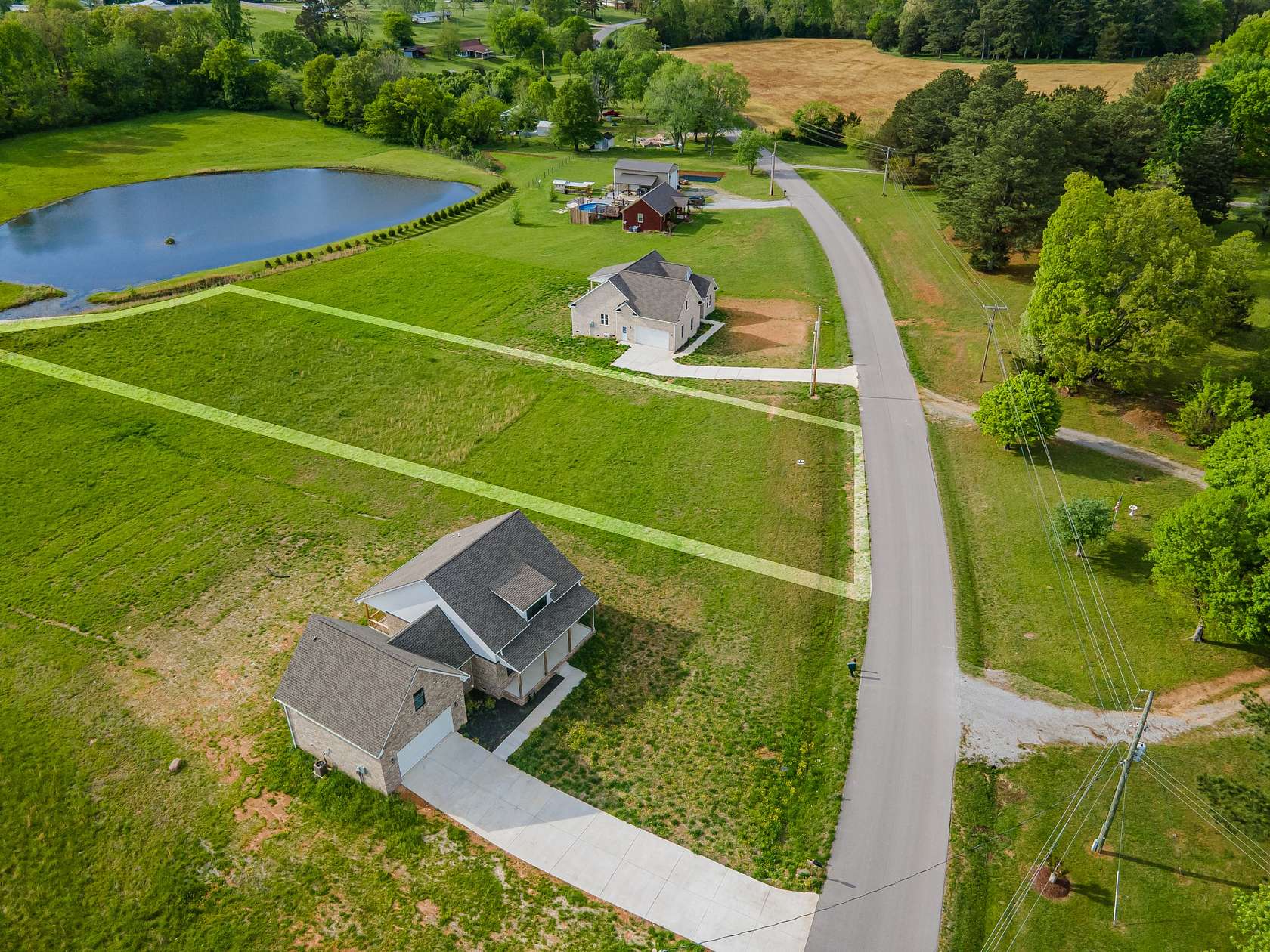 0.93 Acres of Residential Land for Sale in Lawrenceburg, Tennessee