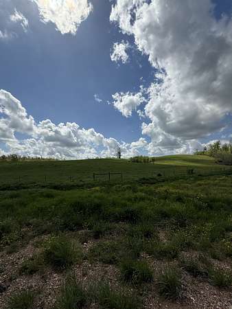 10 Acres of Improved Land for Sale in Erin, Tennessee