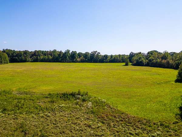 35 Acres of Recreational Land for Sale in Pleasant View, Tennessee