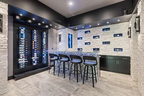 2.43 Acres of Residential Land with Home for Sale in Franklin, Tennessee