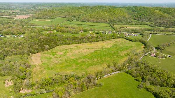 43.5 Acres of Land for Sale in Cottontown, Tennessee