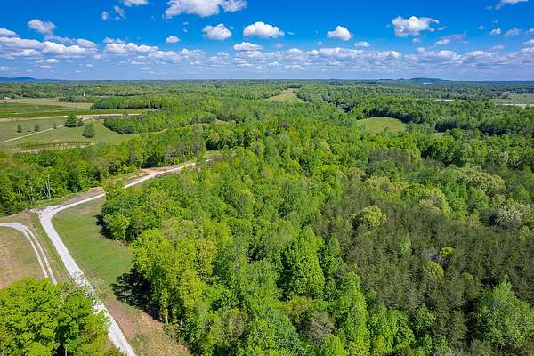 5.1 Acres of Residential Land for Auction in McMinnville, Tennessee