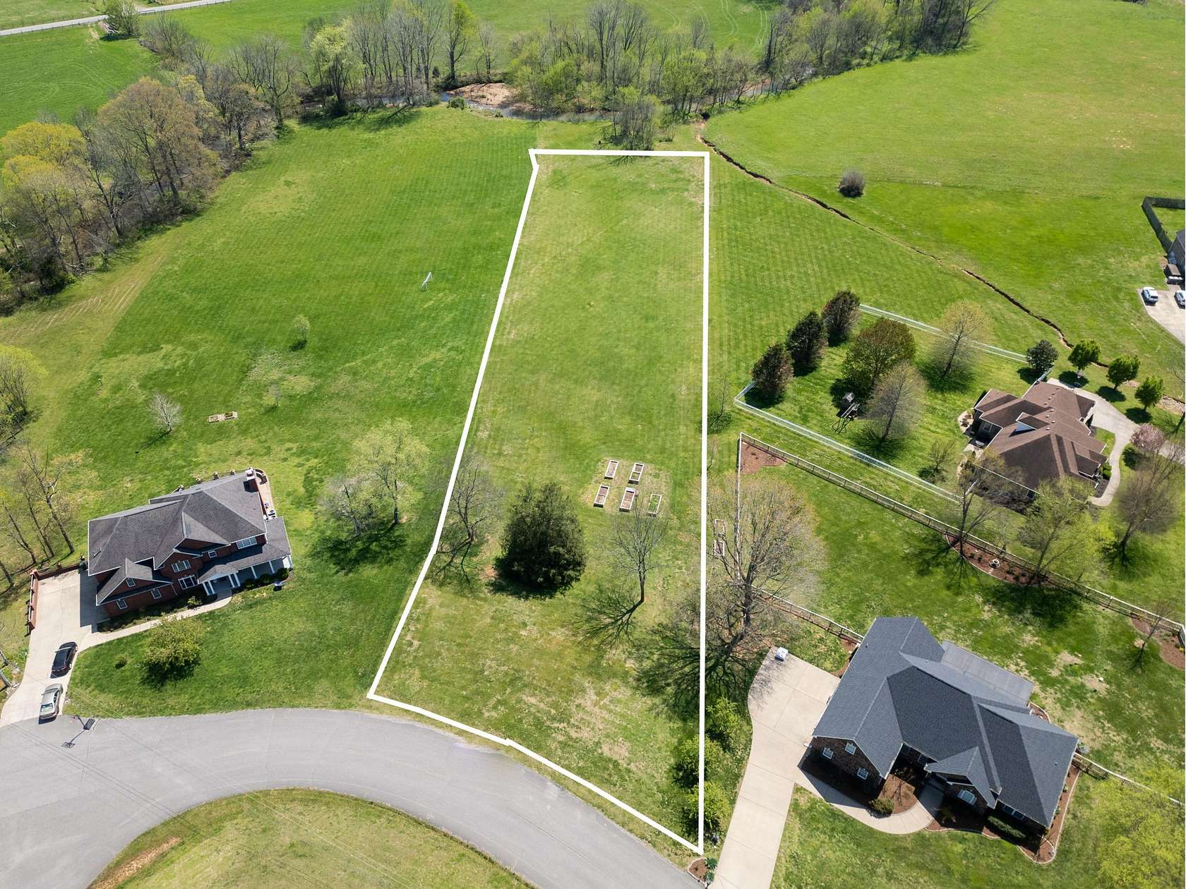 1.73 Acres of Residential Land for Sale in Springfield, Tennessee