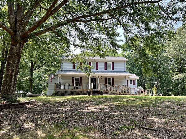 2.79 Acres of Residential Land with Home for Sale in Selmer, Tennessee