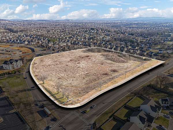 9.87 Acres of Commercial Land for Sale in Spring Hill, Tennessee