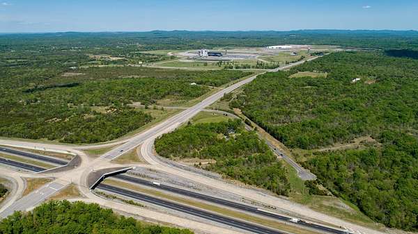 5.4 Acres of Improved Mixed-Use Land for Sale in Murfreesboro, Tennessee