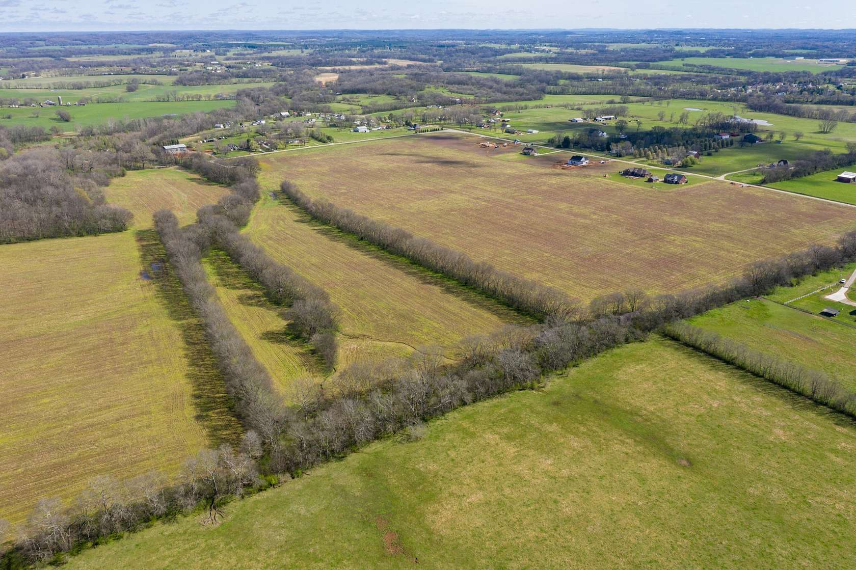 118 Acres of Land for Sale in Mount Pleasant, Tennessee