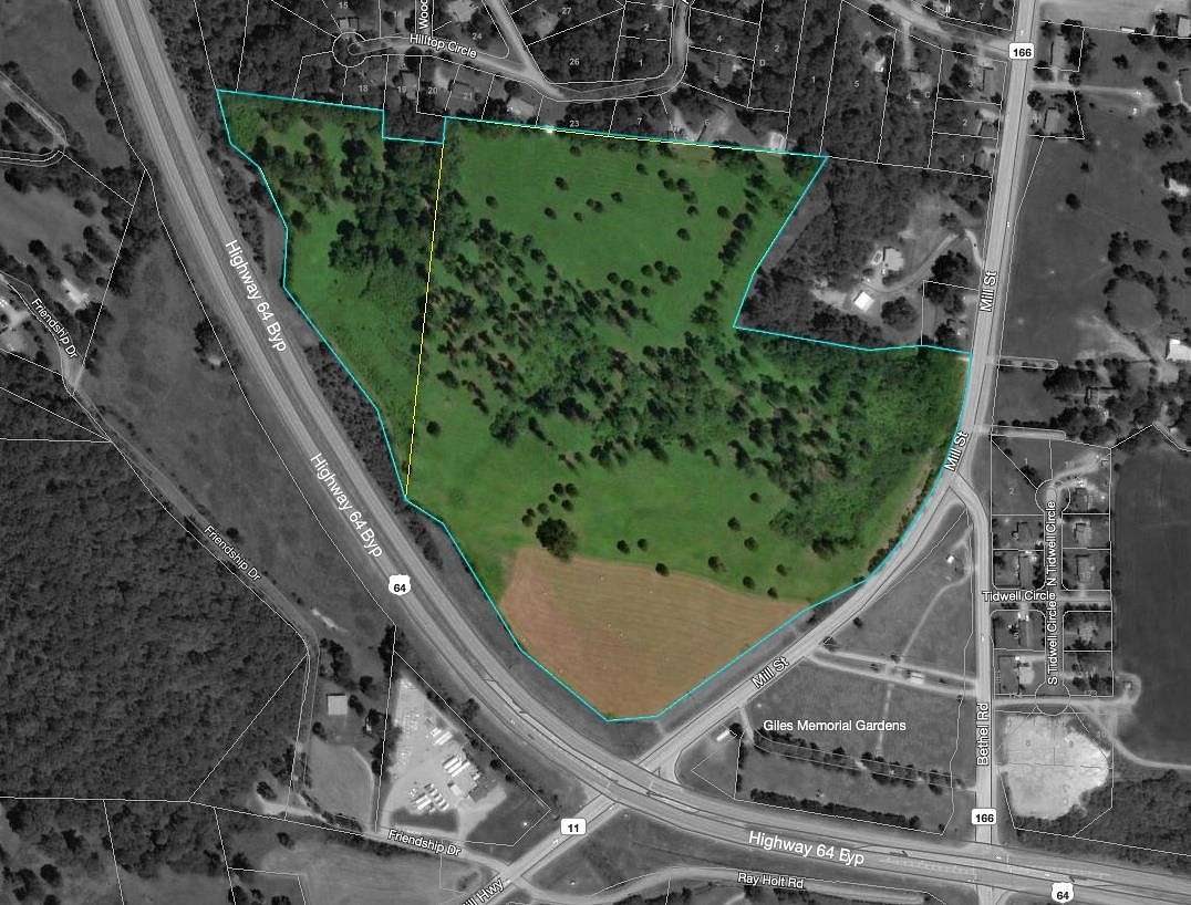 50 Acres of Commercial Land for Sale in Pulaski, Tennessee