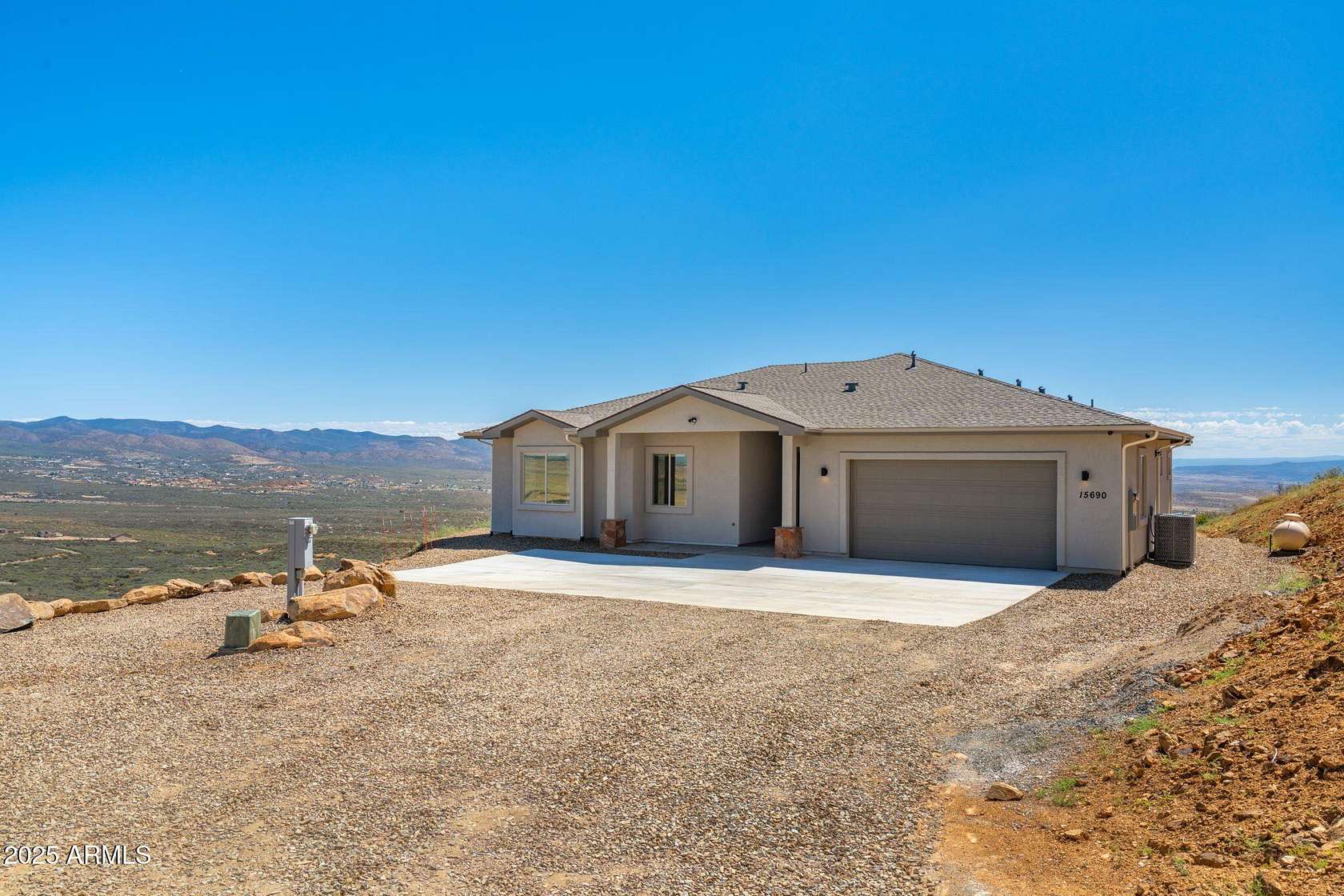 2 Acres of Residential Land with Home for Sale in Dewey, Arizona