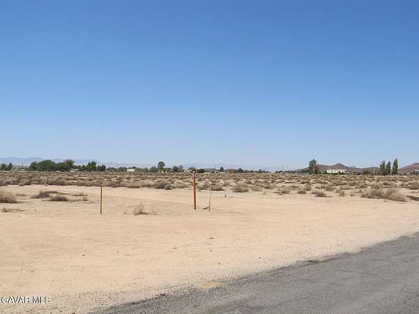 Land for Sale in North Edwards, California