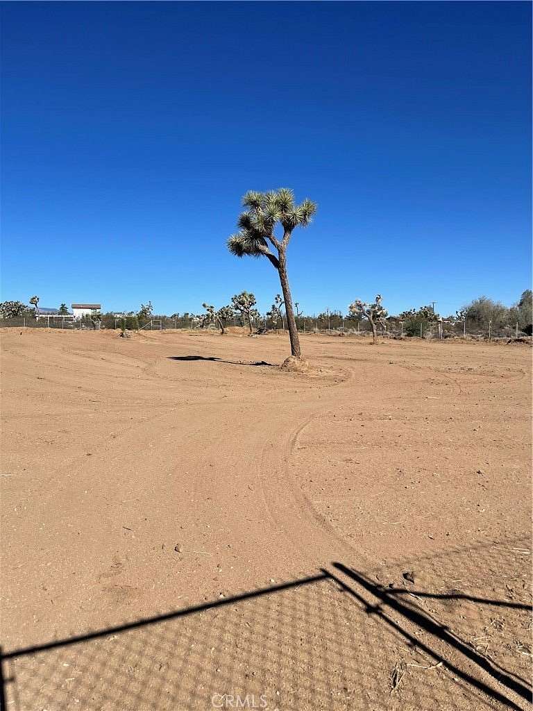 1.25 Acres of Residential Land for Sale in Yucca Valley, California