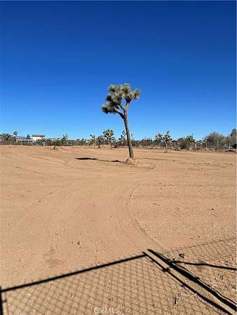 1.25 Acres of Residential Land for Sale in Yucca Valley, California