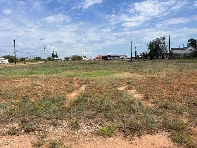 0.96 Acres of Residential Land for Sale in Colorado City, Texas