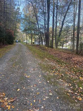 1 Acre of Residential Land for Sale in Brevard, North Carolina