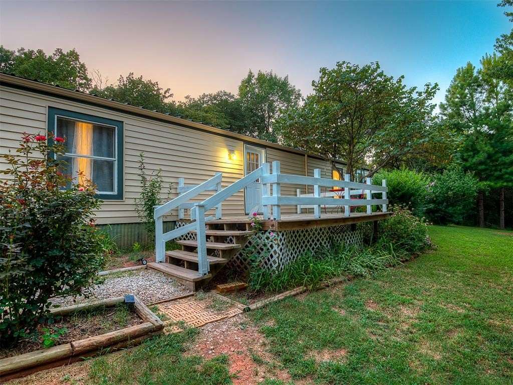 2 Acres of Residential Land with Home for Sale in Norman, Oklahoma