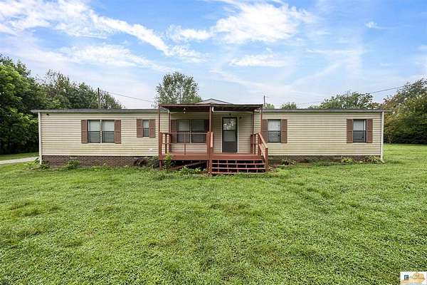 2 Acres of Residential Land with Home for Sale in Cave City, Kentucky