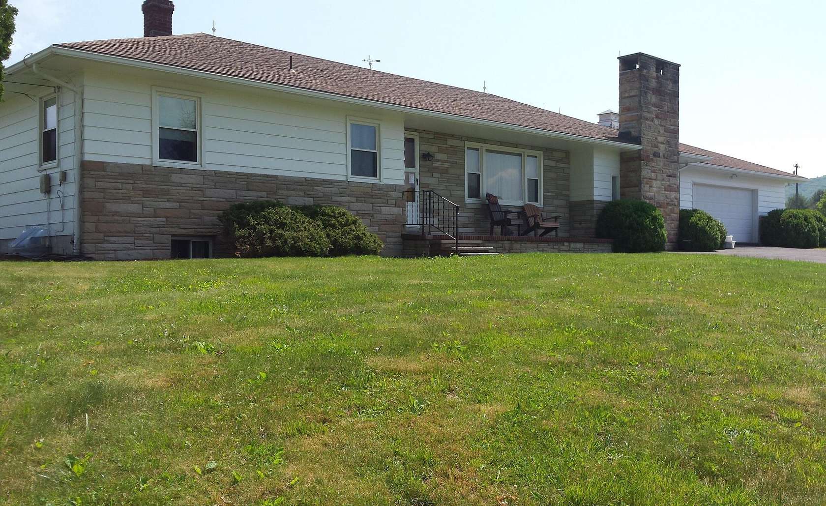 1.67 Acres of Residential Land with Home for Sale in Green Bank, West Virginia