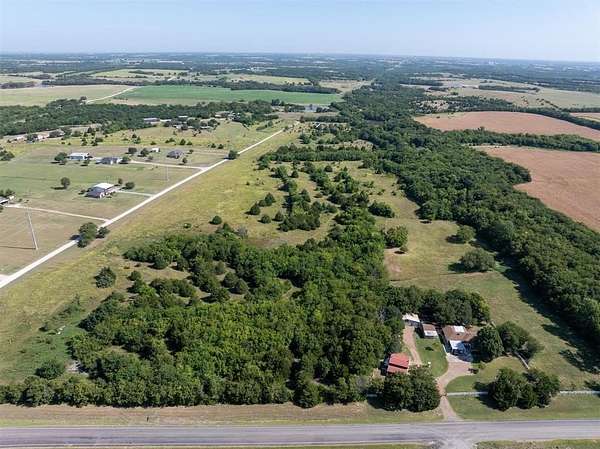 24.9 Acres of Mixed-Use Land for Sale in Howe, Texas