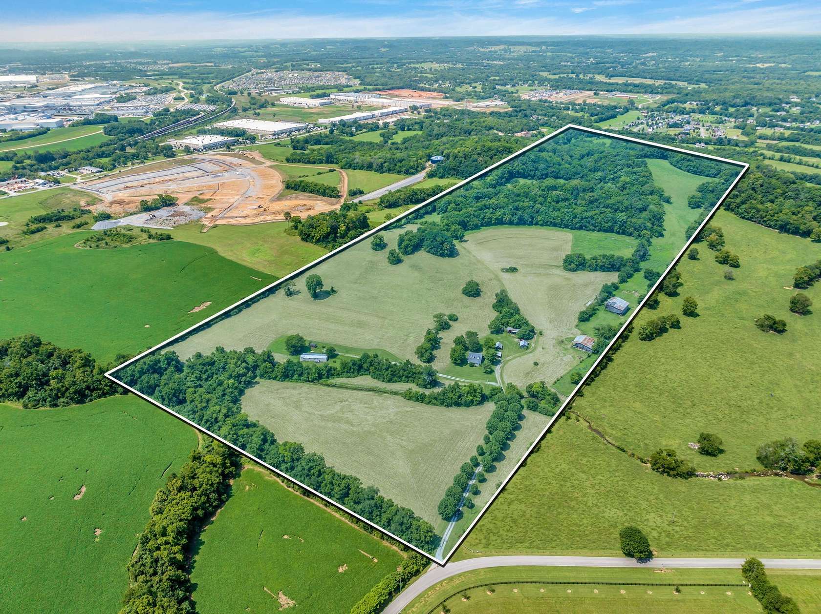89 Acres of Agricultural Land for Sale in Spring Hill, Tennessee