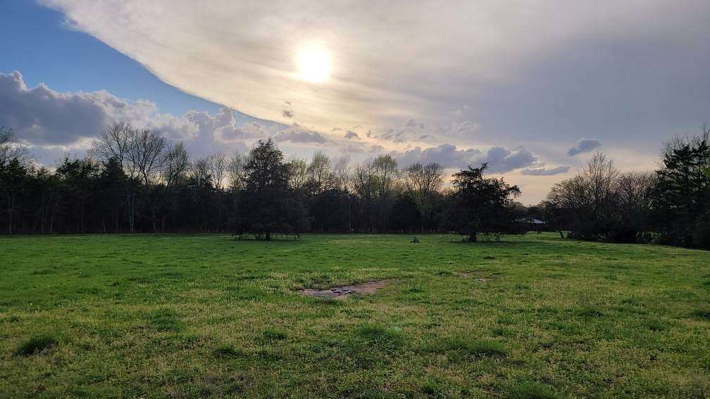 32.4 Acres of Recreational Land & Farm for Sale in Shelbyville, Tennessee