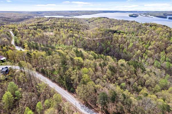 5.45 Acres of Residential Land for Sale in Waverly, Tennessee