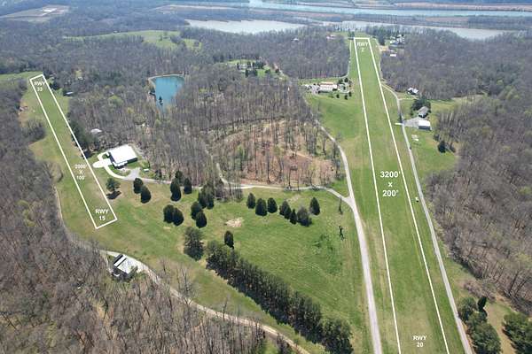 5.28 Acres of Residential Land for Sale in Ashland City, Tennessee