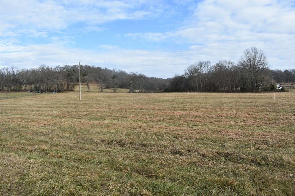 6 Acres of Residential Land for Sale in Pleasant Shade, Tennessee
