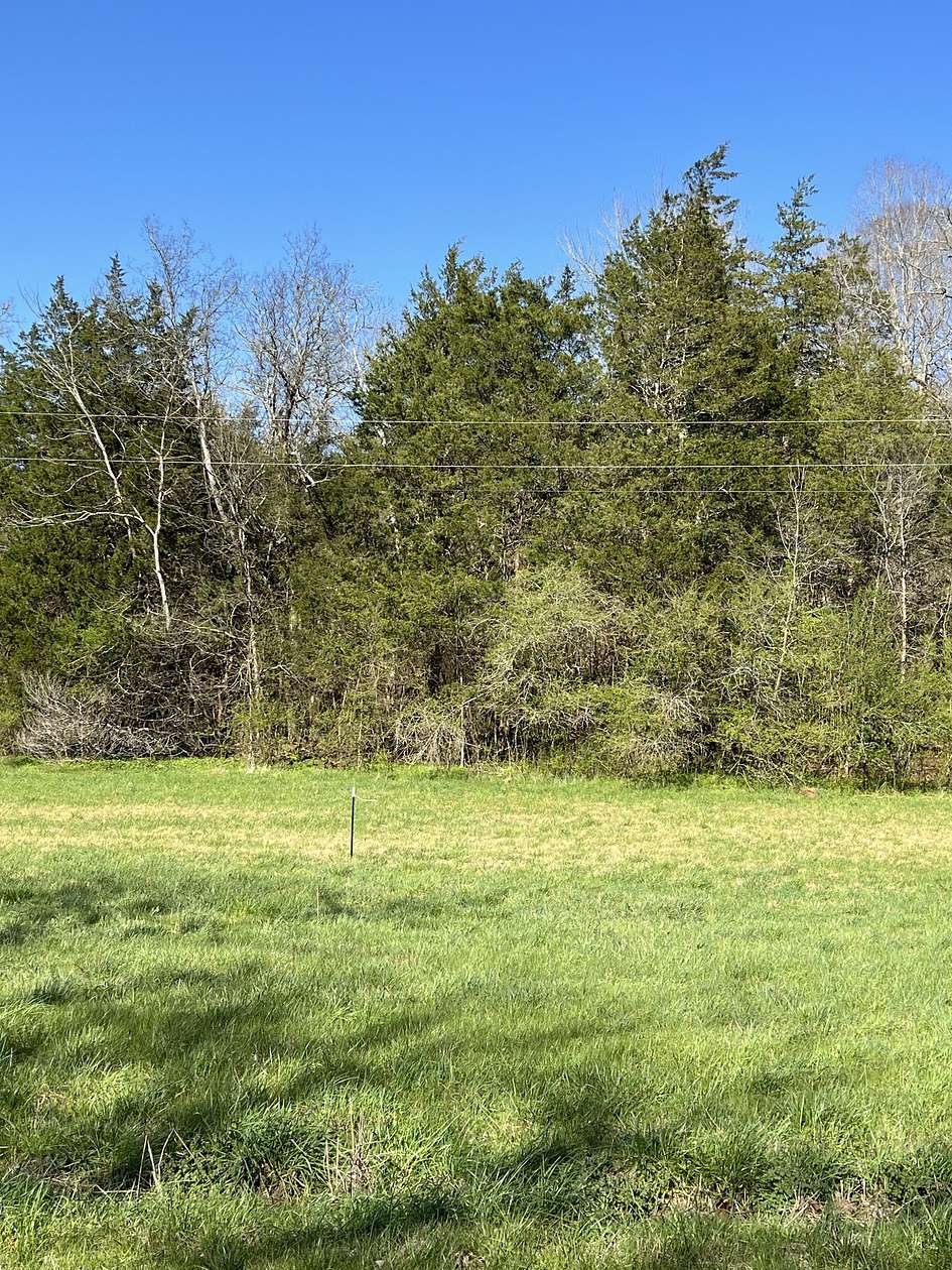 9.82 Acres of Residential Land for Sale in Taft, Tennessee
