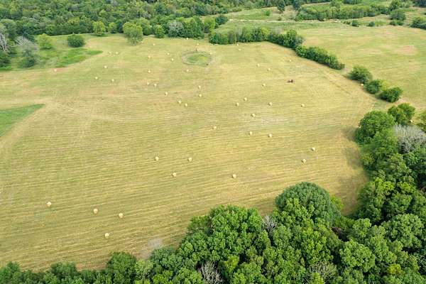 39 Acres of Agricultural Land for Sale in Lewisburg, Tennessee