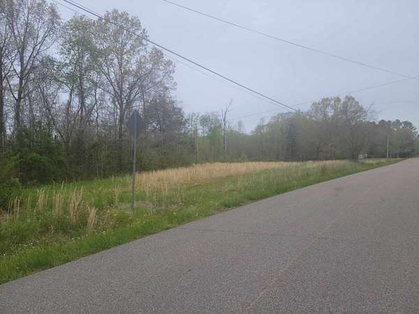 68 Acres of Land for Sale in Camden, Tennessee