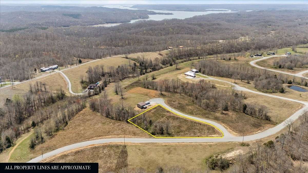 1.33 Acres of Residential Land for Sale in Waverly, Tennessee