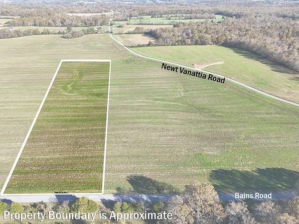 9 Acres of Residential Land for Sale in Hillsboro, Tennessee