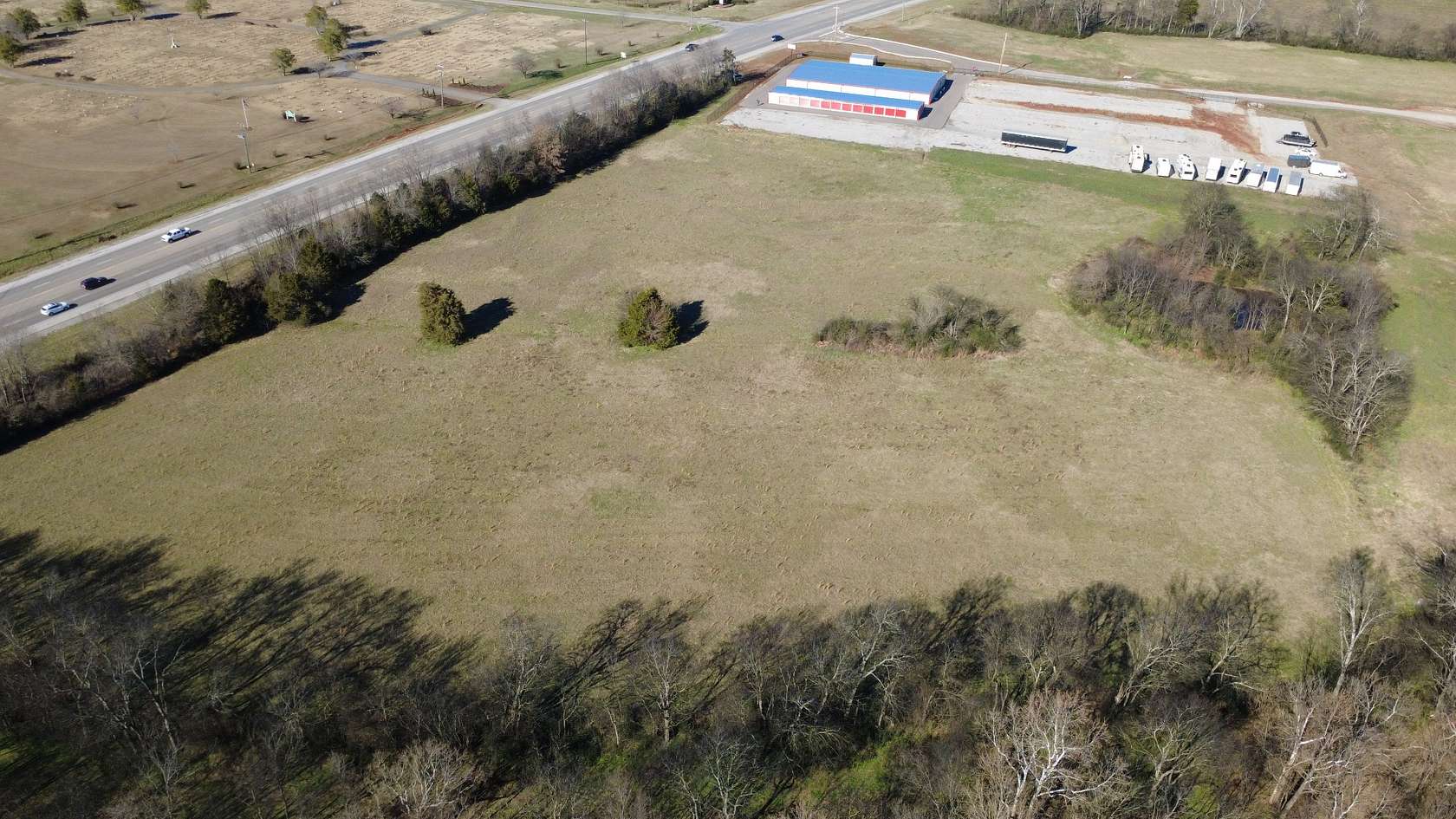 22 Acres of Mixed-Use Land for Sale in Lawrenceburg, Tennessee
