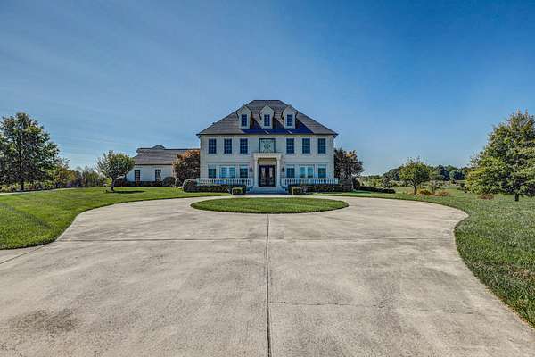 16.9 Acres of Land with Home for Sale in Jonesborough, Tennessee