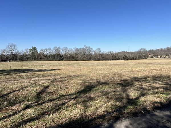 3.12 Acres of Residential Land for Sale in Shelbyville, Tennessee