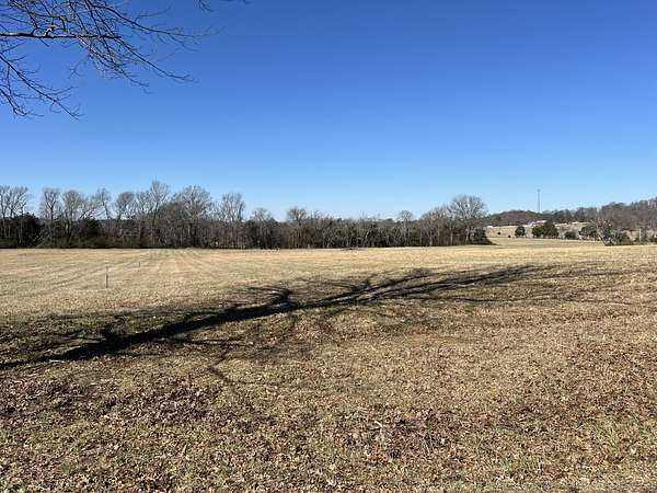 2.8 Acres of Residential Land for Sale in Shelbyville, Tennessee