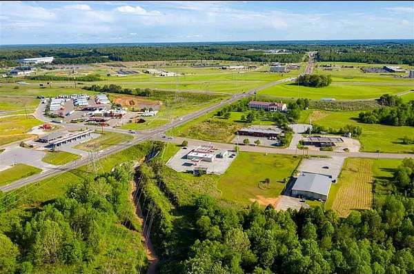 0.89 Acres of Commercial Land for Sale in Jackson, Tennessee