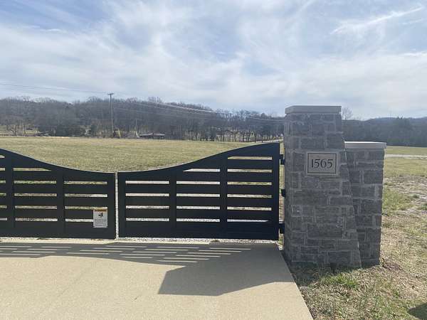 2.8 Acres of Residential Land for Sale in Brentwood, Tennessee