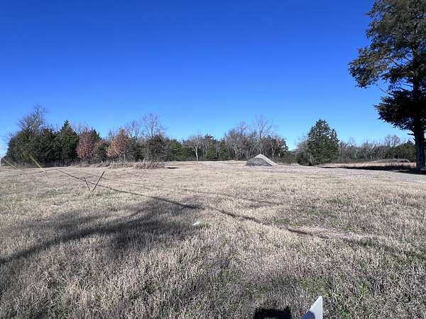 0.74 Acres of Mixed-Use Land for Sale in Murfreesboro, Tennessee