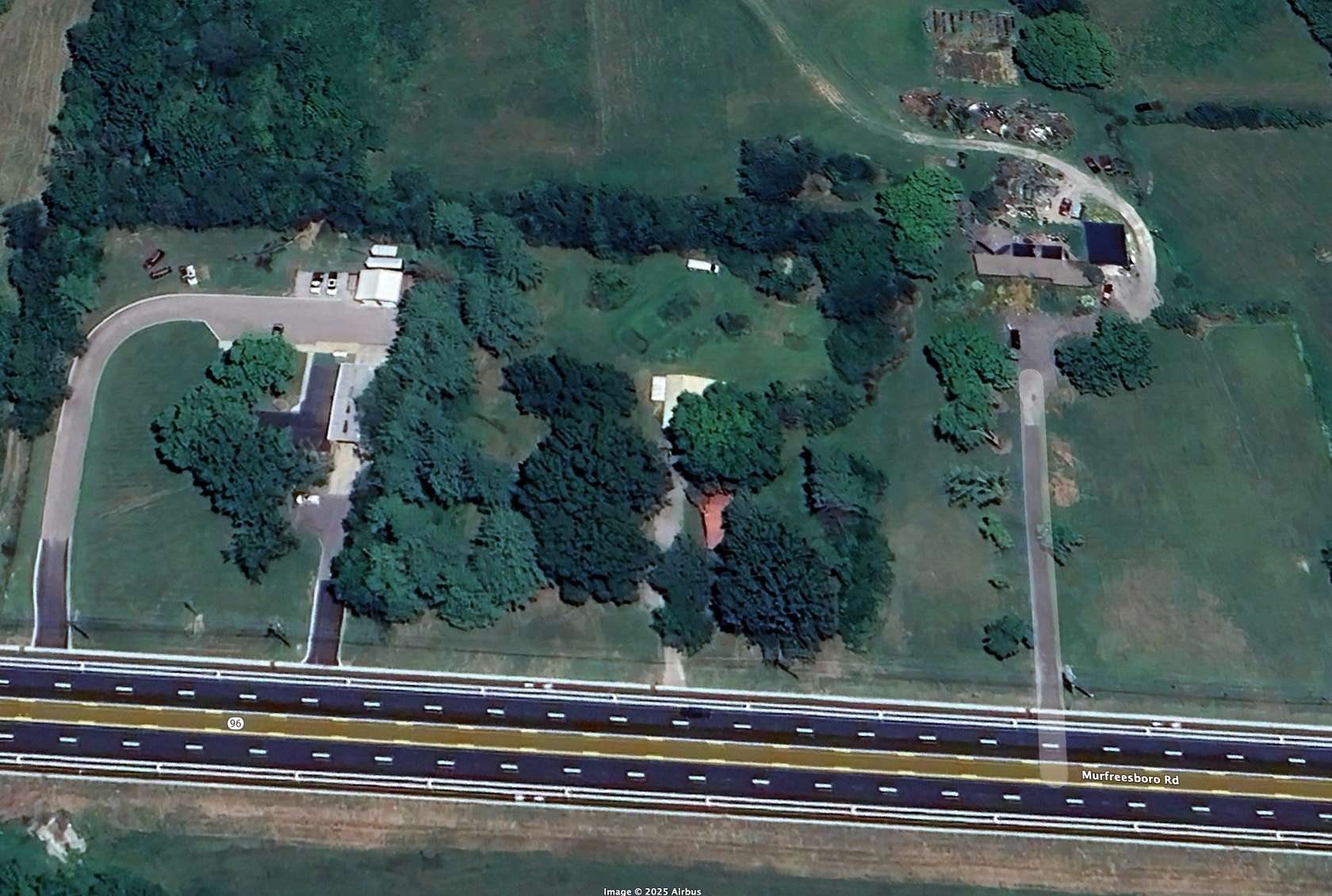 2.44 Acres of Improved Commercial Land for Sale in Arrington, Tennessee