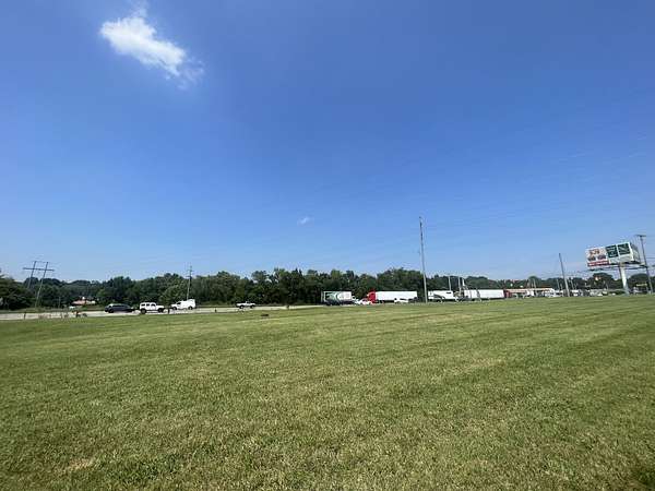 2.43 Acres of Commercial Land for Sale in Columbia, Tennessee