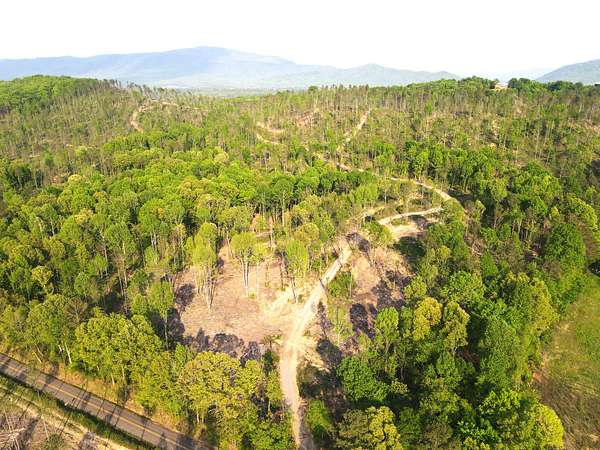 30 Acres of Recreational Land for Sale in Ocoee, Tennessee