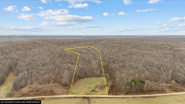 7.32 Acres of Residential Land for Sale in Waverly, Tennessee