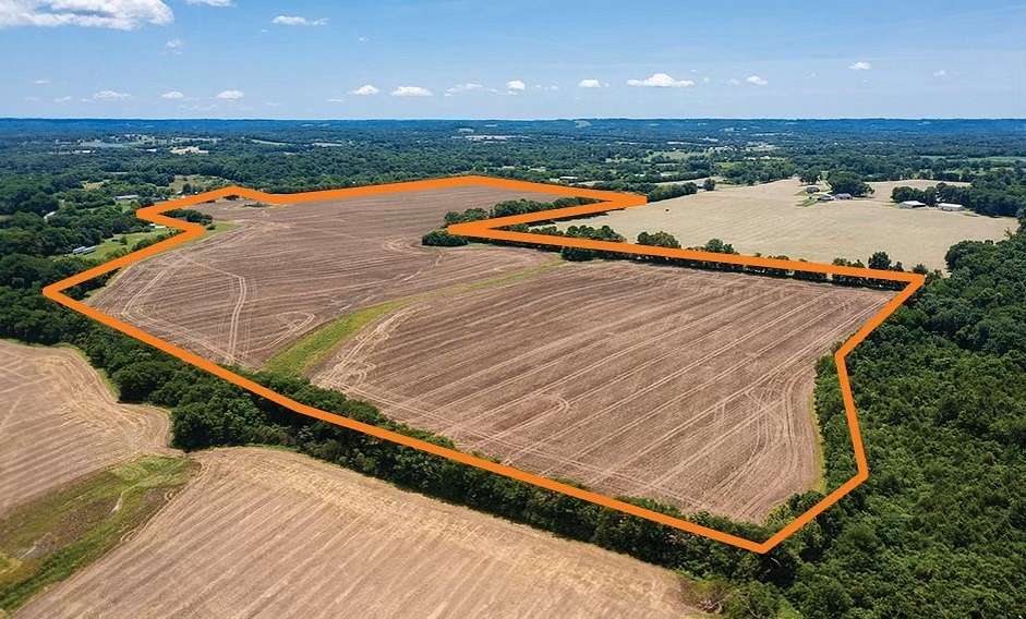 148 Acres of Agricultural Land for Sale in Shelbyville, Tennessee
