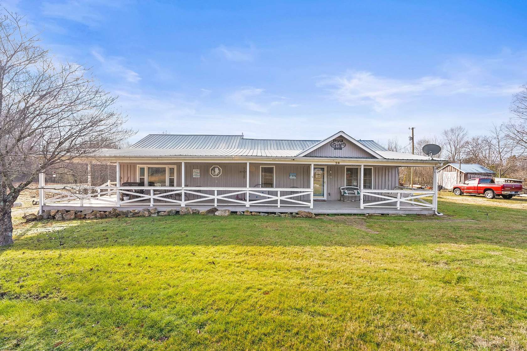 38 Acres of Land with Home for Sale in Estill Springs, Tennessee