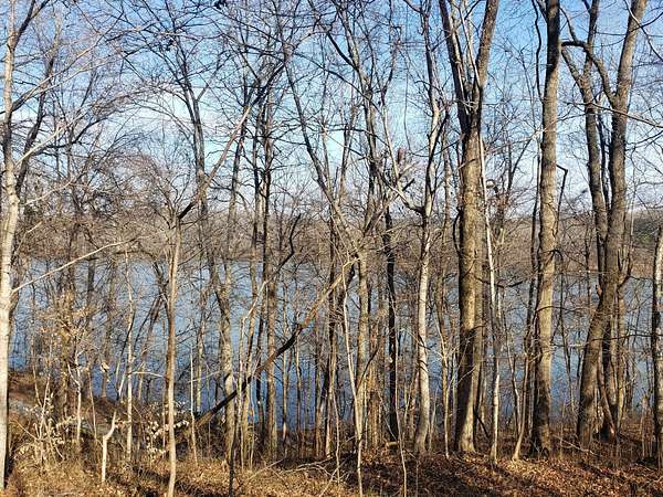 1.38 Acres of Residential Land for Sale in Dover, Tennessee