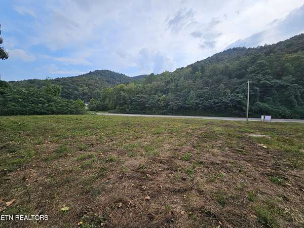 7 Acres of Land for Sale in Pineville, Kentucky