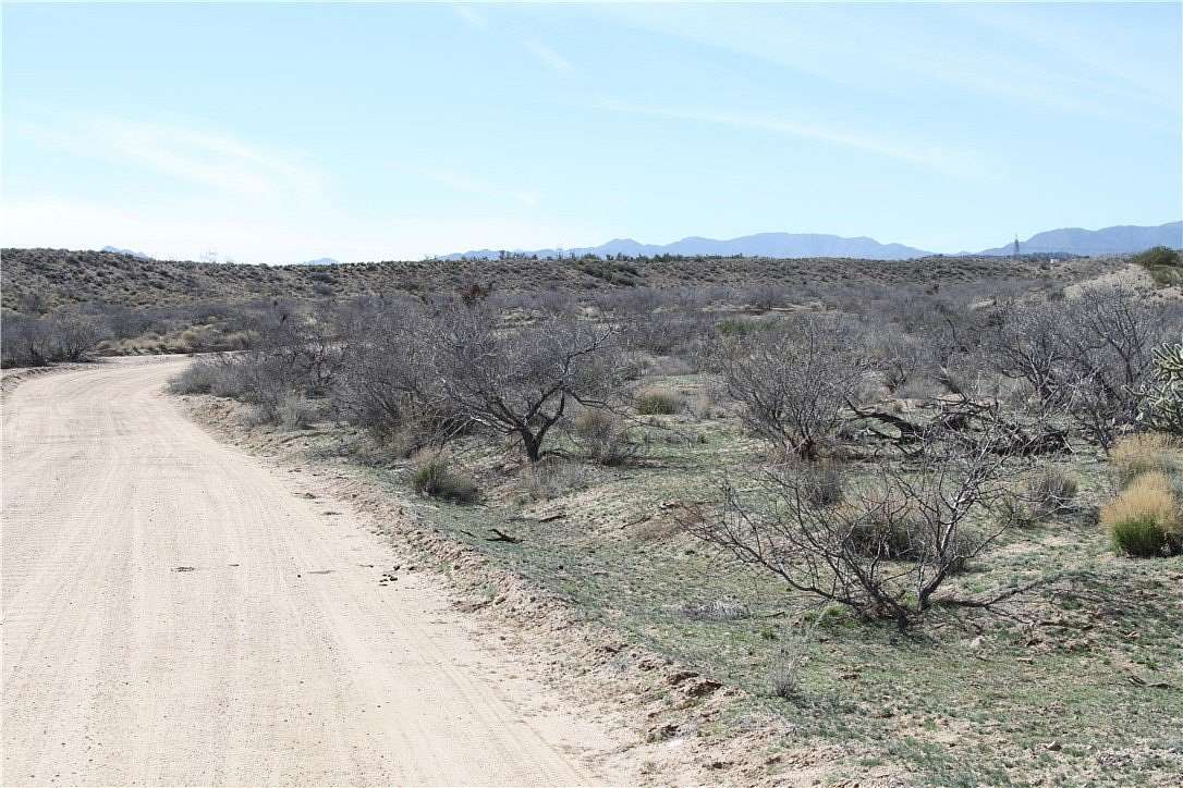 39.3 Acres of Land for Sale in Kingman, Arizona