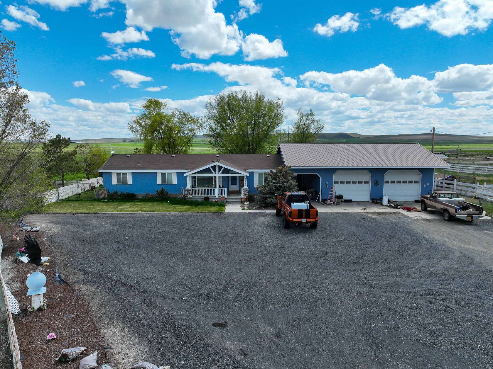 316 Acres of Land with Home for Sale in Burns, Oregon