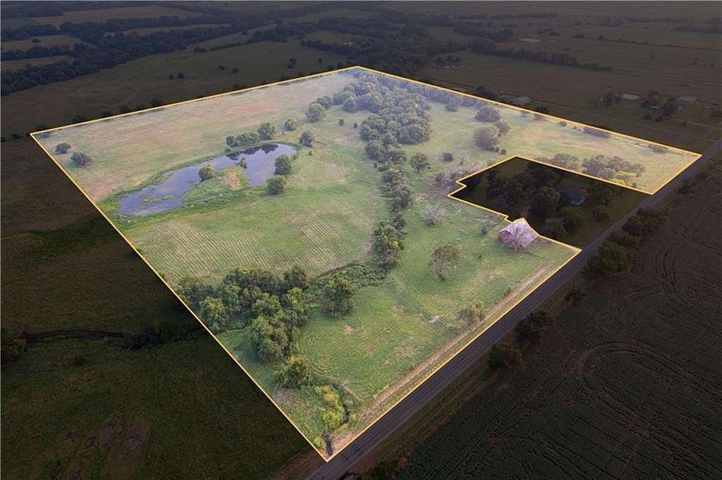 31.1 Acres of Land for Sale in Independence, Kansas